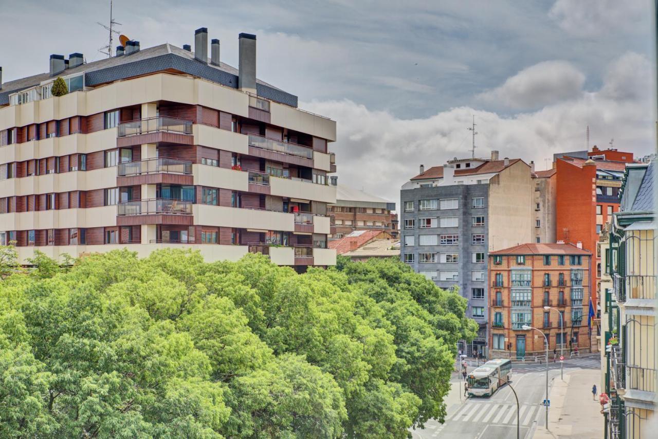 Pension Mendi Pamplona Exterior photo